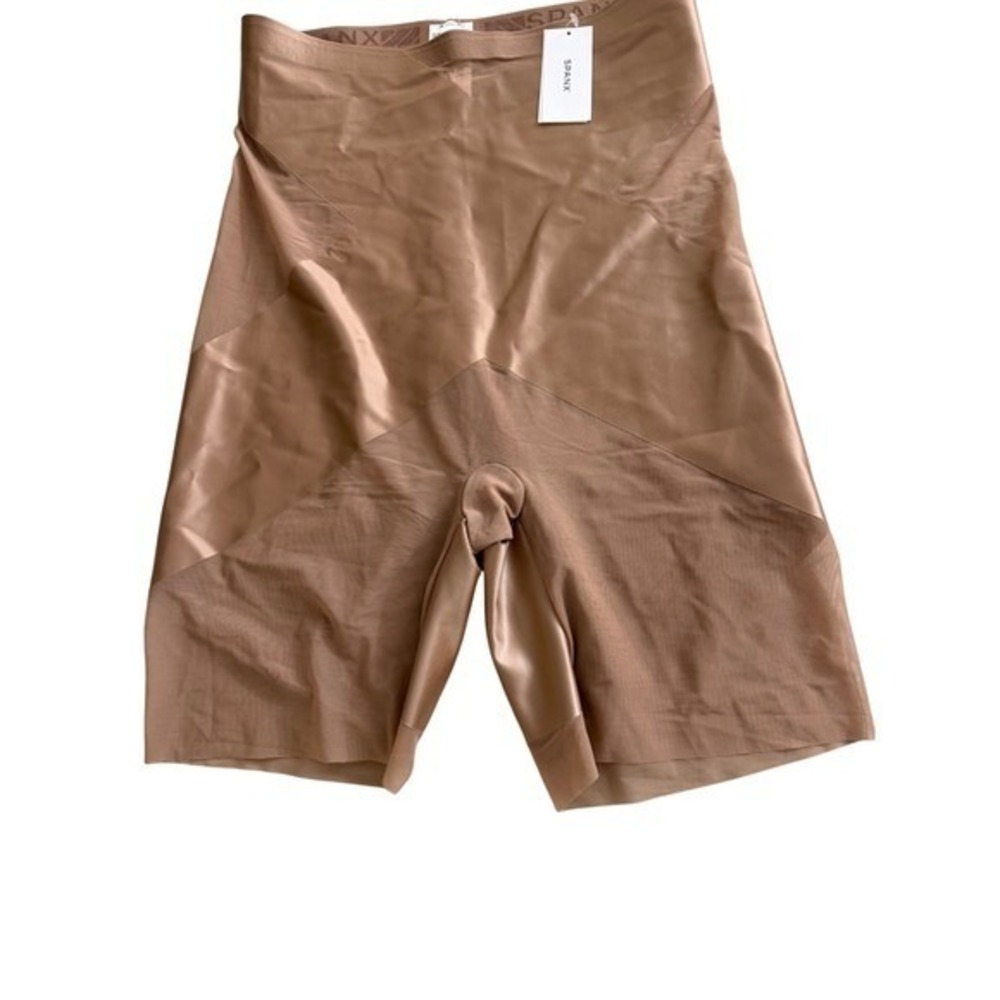 SPANX High-Waisted Mid-Thigh Short in Cafe au Lait Beige Tan XL NWT - Picture 8 of 14